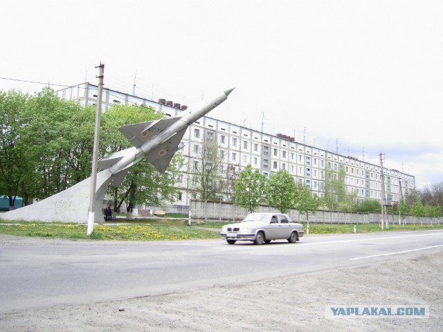 20 самых интересных авиапамятников