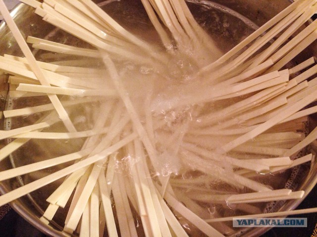 Лапша удон со свининой и кальмарами