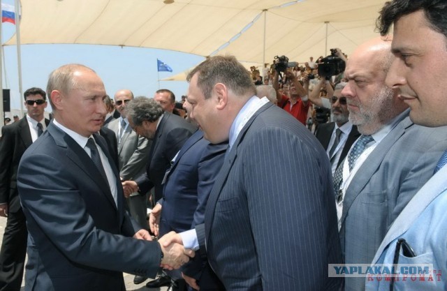 Элитный спецназ ФСБ уличили в перевозке денег на больничных