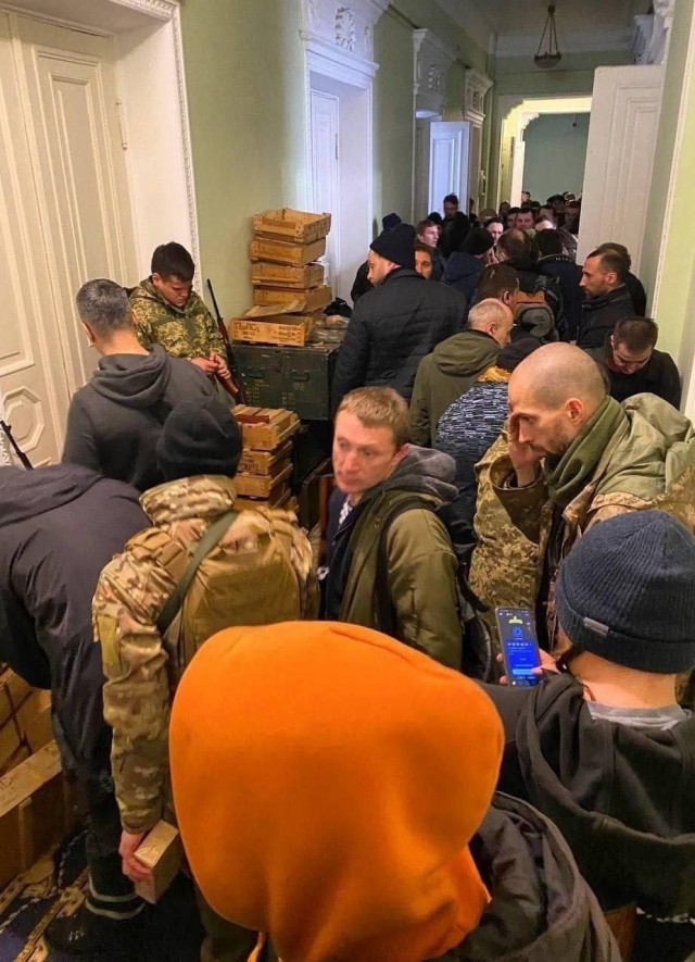 Центральная площадь