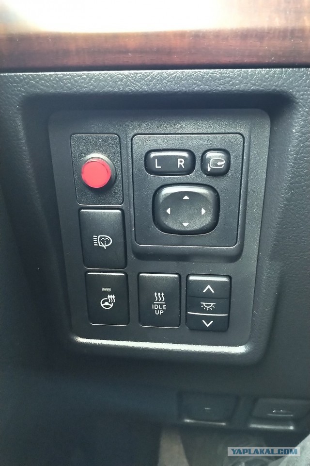Что за красная кнопка на LC Prado 150 2,8D ?!