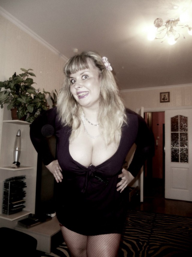 Дуры, хватит кобениться перед фотиком