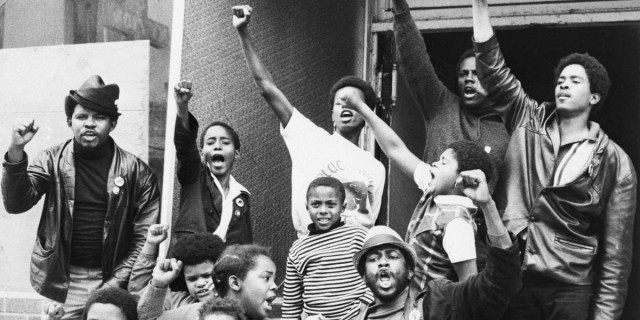 «Китти Хок» 1972: расовые беспорядки на боевом авианосце