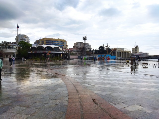 Первомайская дождливая Ялта