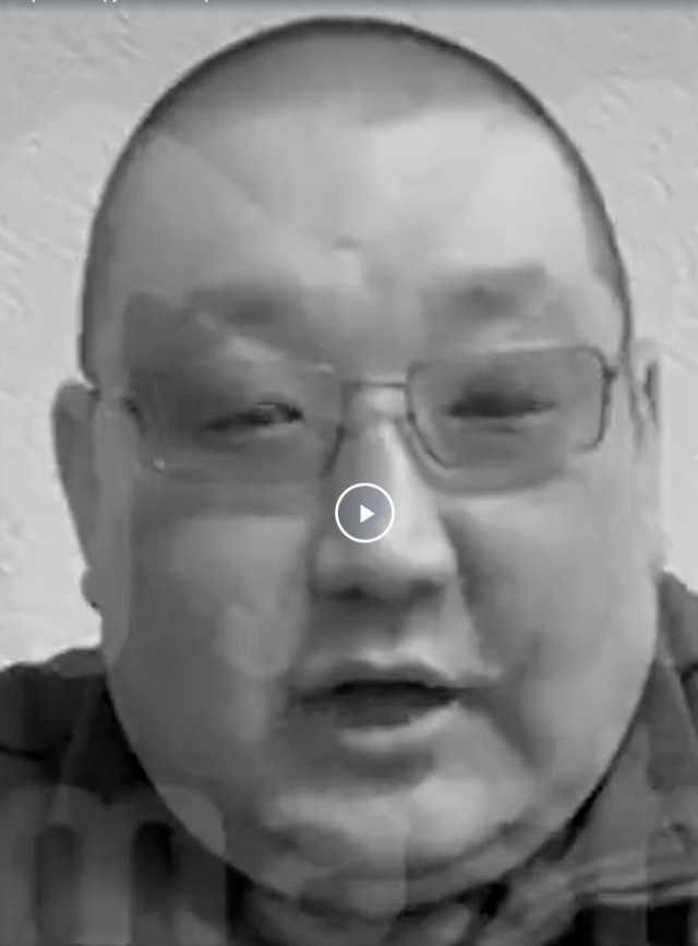 Проходите. Присаживайтесь на бутылочку!