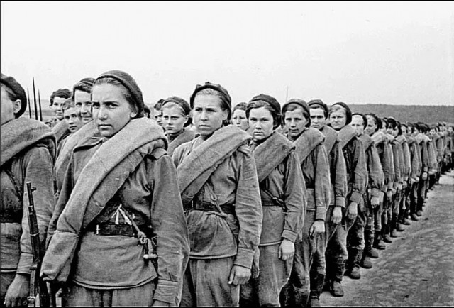 "Гитлерюгенд" уже не за горами...