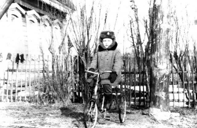 Немного фотографий из жизни одной деревни