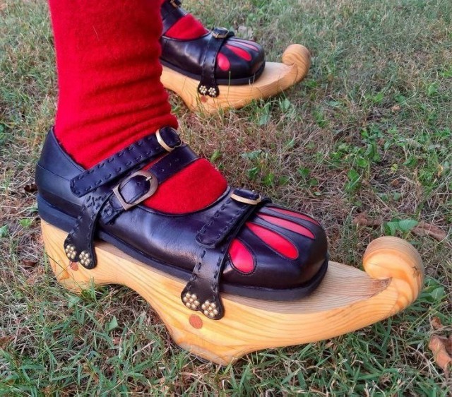 Деревянные галоши