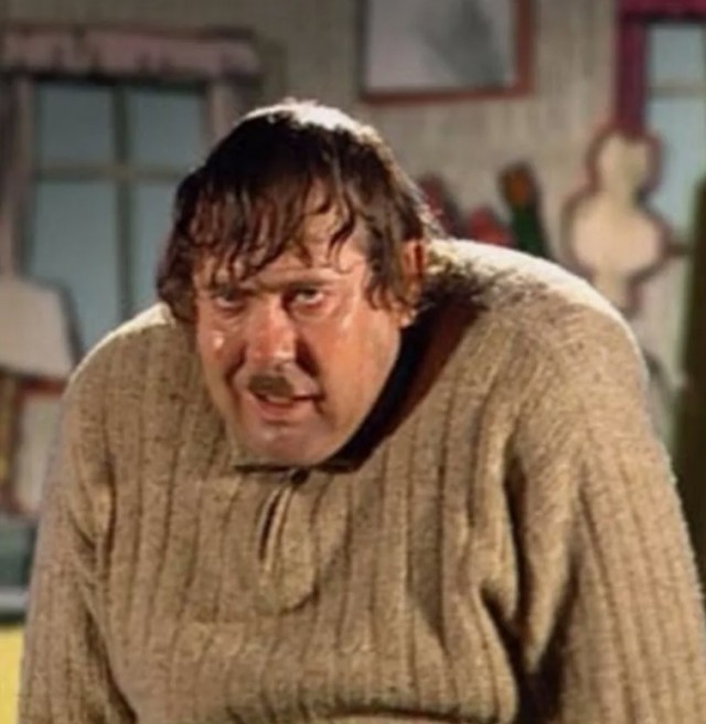 Я второй слева