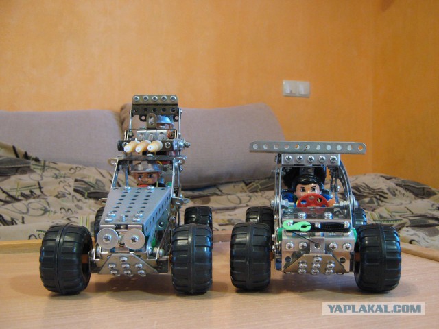 Лего против Советского конструктора.