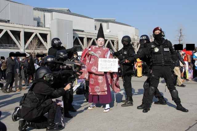 Фото с Comiket 81 /人◕ ‿‿ ◕人\