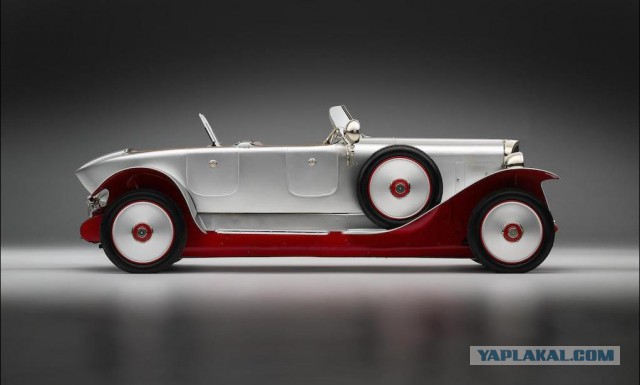 Игра на ЯПе: Угадай АВТО-9