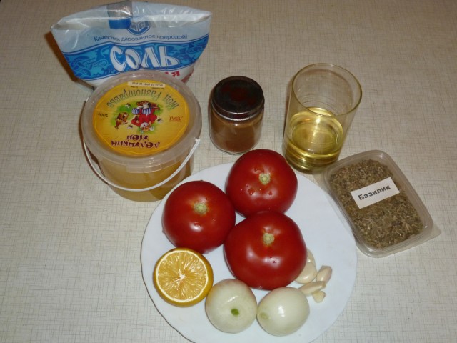 Помидоры закусочные, кисло-сладкие.