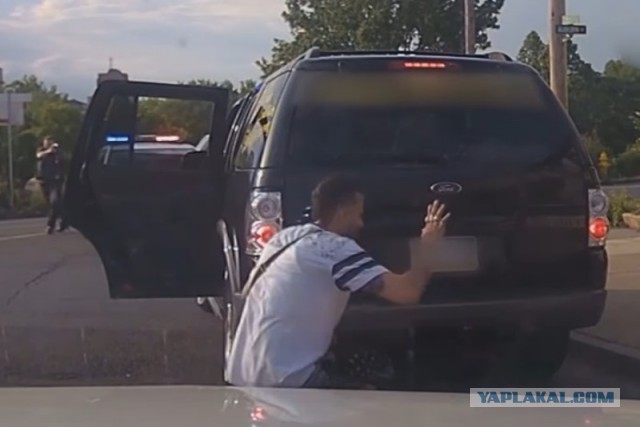 Жесткое задержание грабителей