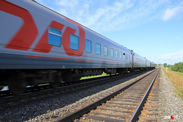 С 11 июня РЖД приостановит продажу билетов на поезд, делающий остановку в Шиесе