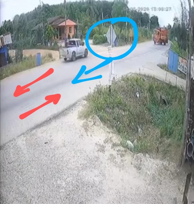 ДТП на повороте