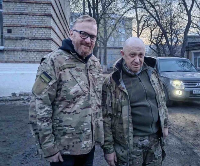 Милонов опубликовал фото в «полной боевой готовности»