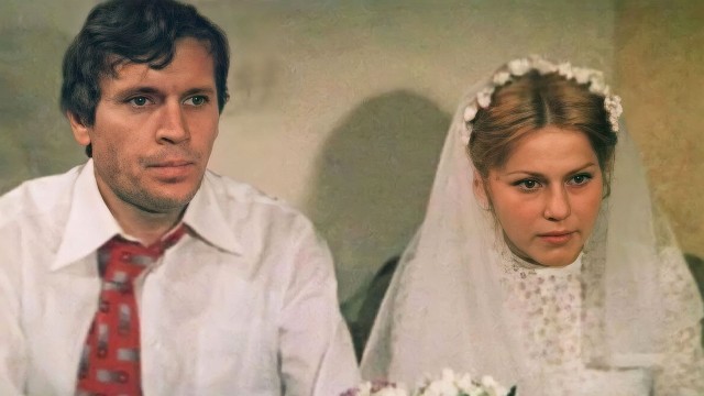 Бесит. Хочу молодую жену⁠⁠