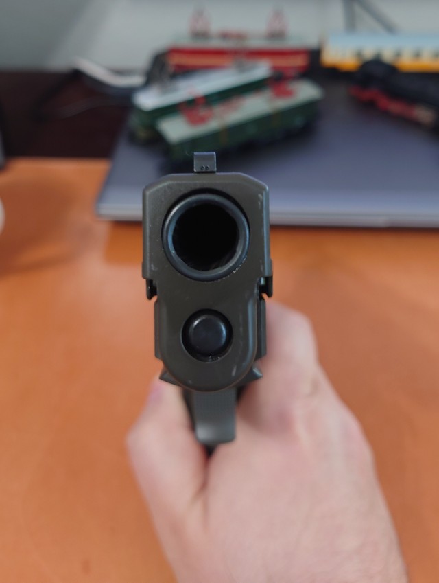 Вот это револьверчик (пистолетик)