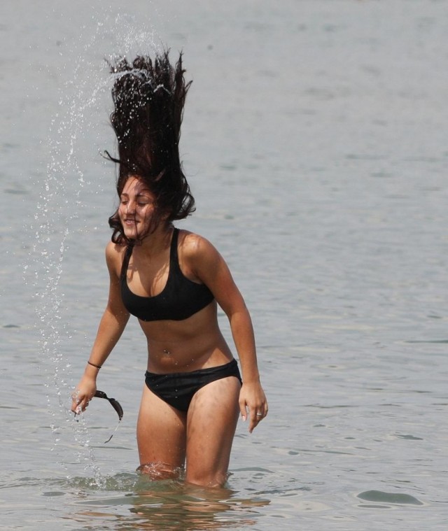 Жара: Если хочешь быть здоров - обливайся!