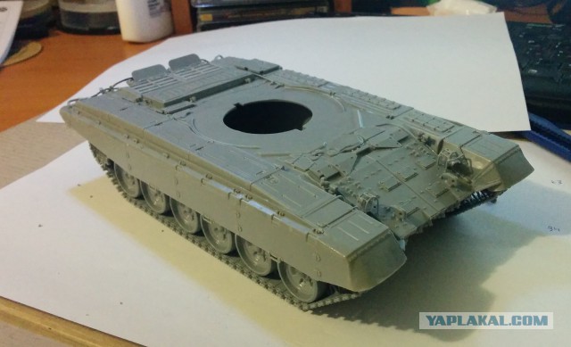 Танк Т-90 к Дню Победы