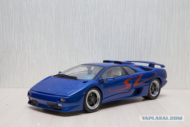 Lamborghini в масштабе 1:18