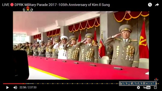 Военный парад в КНДР в честь 105-й годовщины со дня рождения Ким Ир Сена