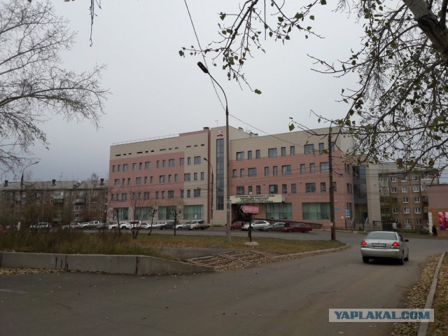 Неоправданно роскошные дворцы Пенсионного фонда в разных городах