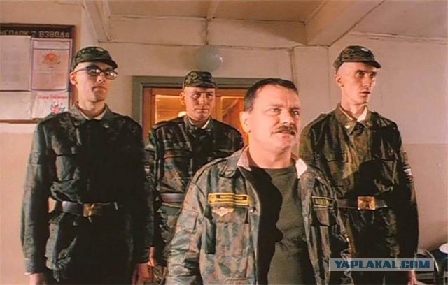 Фильм «ДМБ» - бред сумасшедшего или гениальный шедевр?