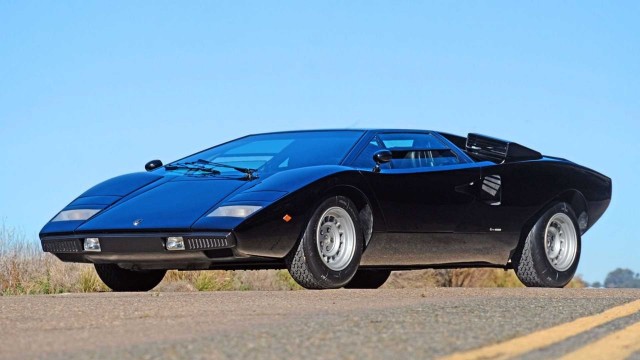 Lamborghini возродила Countach