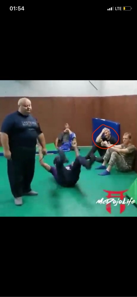 Очередной неуязвимый супермен