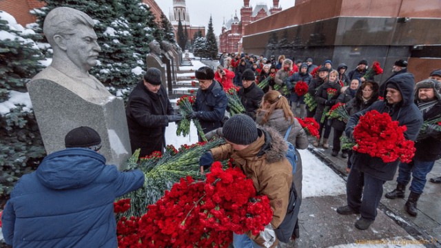 Симпатии к Сталину растут на фоне усиления неравенства и эксплуатации труда