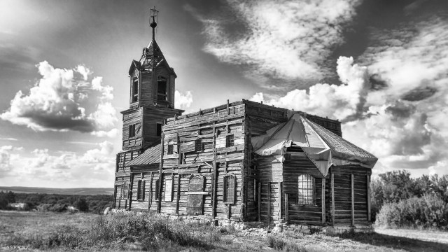 Где находится самая загадочная церковь-заброшка