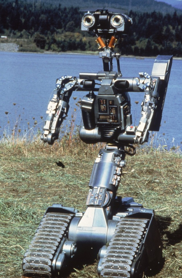 Человекоподобный робот Astribot покормил кота и заварил чай