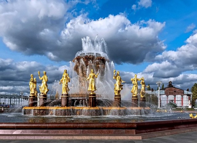 Какие же красивые были гербы республик СССР!
