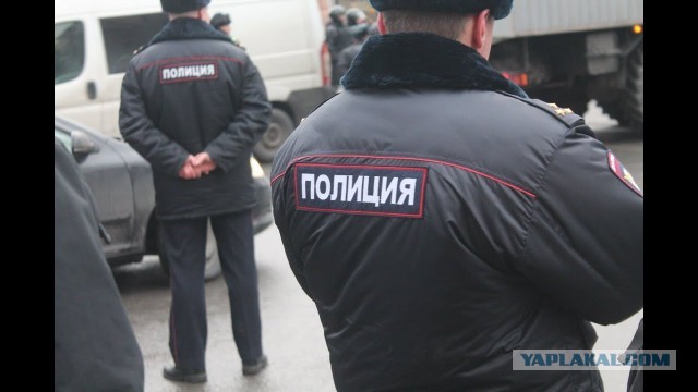 Наша служба и опасна и трудна, и на первый взгляд как будто не видна.