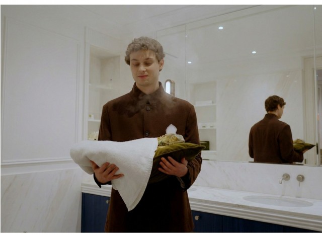 В Москве теперь расслабляются не только люди, но и игуаны.