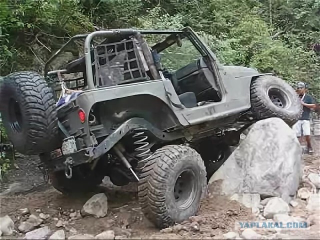 Toyota Land Cruiser 70: машина, которая переживет всех нас