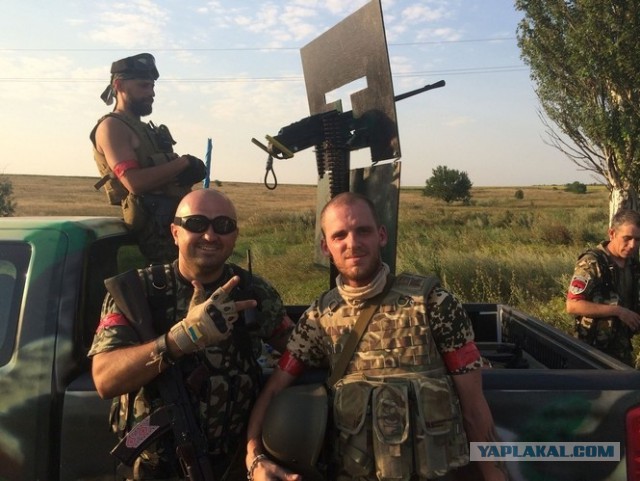 Как на Украине забирают запрещенную символику