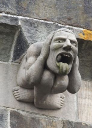 Страдающее в камне Средневековье