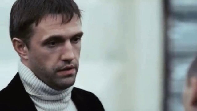 Мальчик отказался покупать красивой даме трусы за 35000 рублей