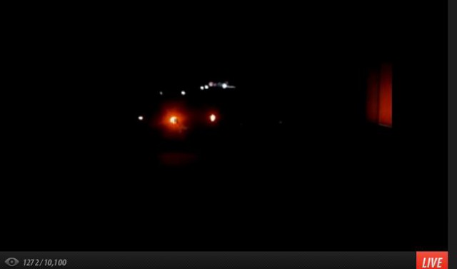 Штурмуют военную часть в Луганске