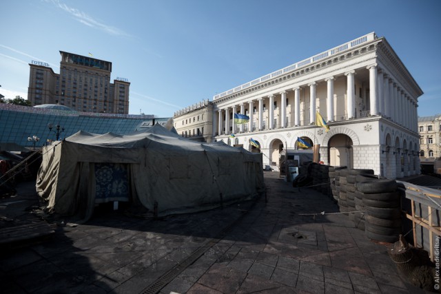 Киев. Лучик надежды - майдан перестали кормить...