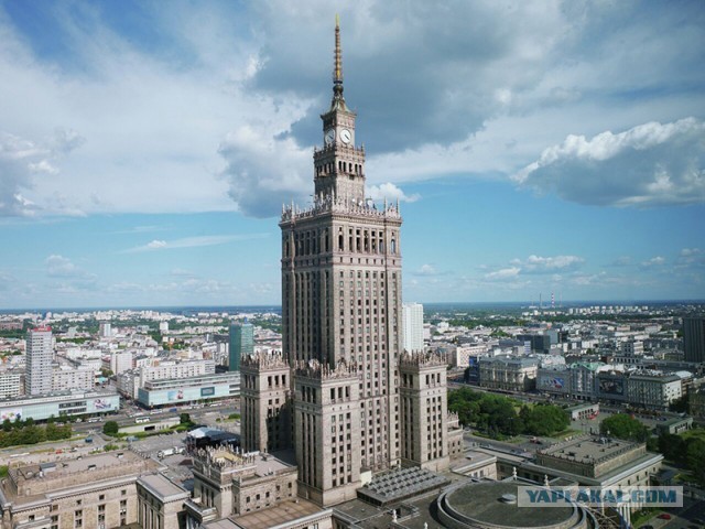 В Риге больше нет Памятника воинам освободителям.