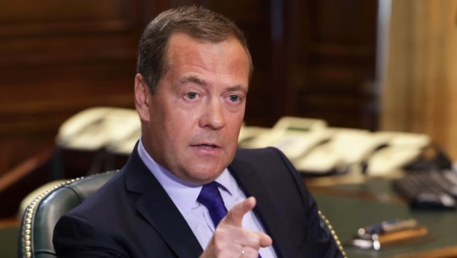 Медведев: «Я недавно писал, почему исчезнет Украина...»