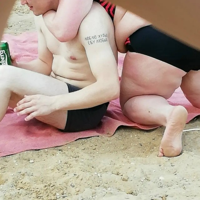 активистка движения за бодипозитив душит стереотипы о женском теле навязанные патриархатом