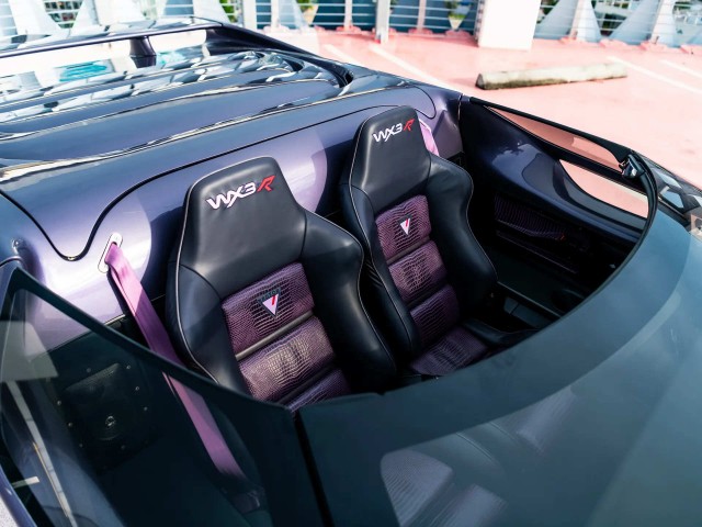 Vector W8 и другие. Редких суперкаров фотопост.