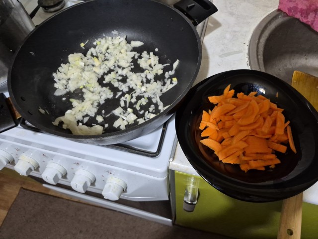 Рулька классическая с капустой