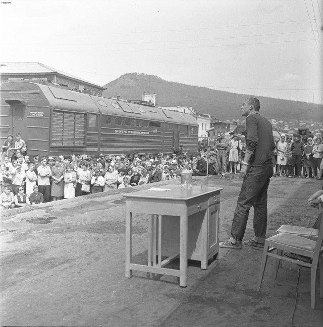 Посёлок Осетрово и Посёлок Усть-Кут в прошлом тысячелетиии