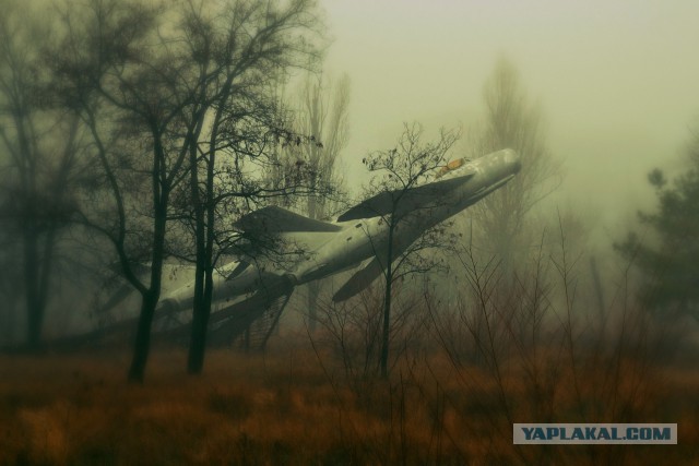 20 самых интересных авиапамятников